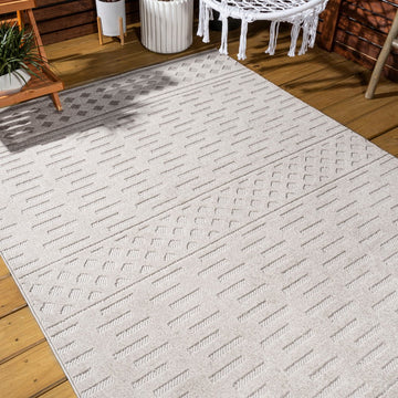 Xlendi High-low Pile Moroccan Geometric Indoor/outdoor Area Rug